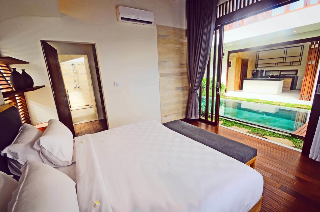 The Royal Bali Villas Canggu Легиан Стая снимка