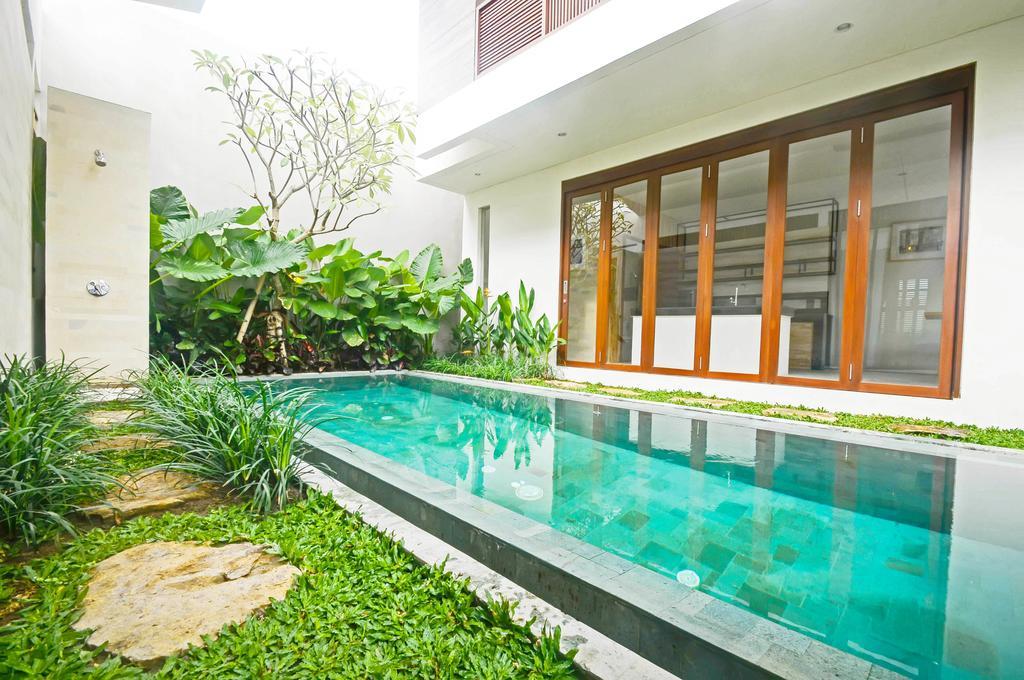 The Royal Bali Villas Canggu Легиан Стая снимка