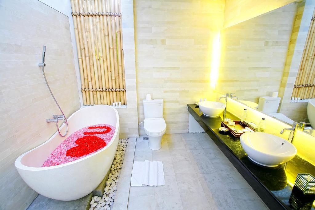 The Royal Bali Villas Canggu Легиан Стая снимка